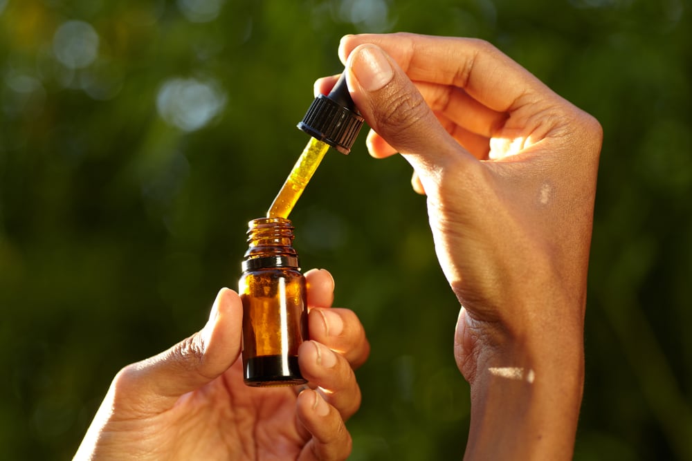 applying non psychoactive CBD oil