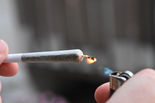 Smoking-Cannabis