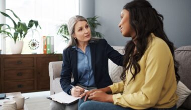 Woman talking to a therapist