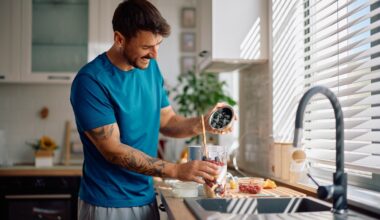A man having a small breakfast after just being on one of the lower Semaglutide doses.